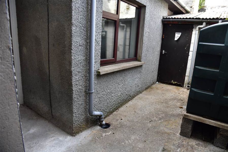 26 Moat Road
