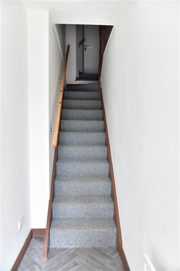 26 Moat Road