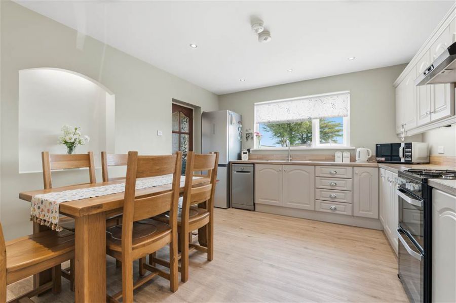 33 Glenleslie Road