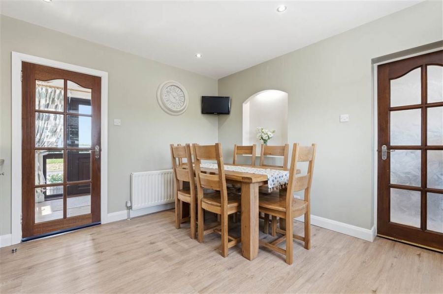 33 Glenleslie Road
