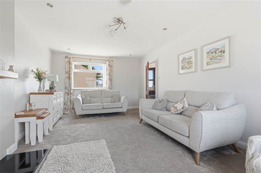 33 Glenleslie Road