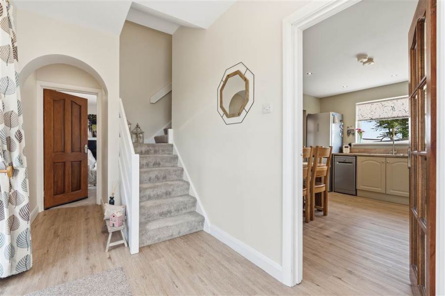 33 Glenleslie Road