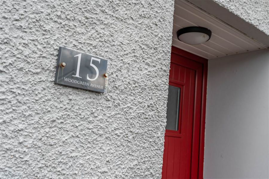 15 Woodgreen Avenue