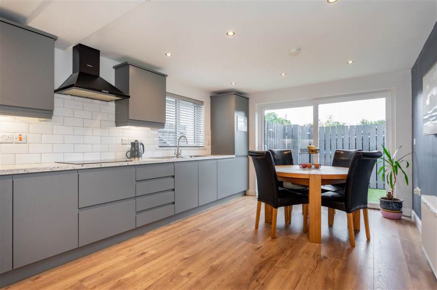 19 Old Court Manor 19 Old Court Manor