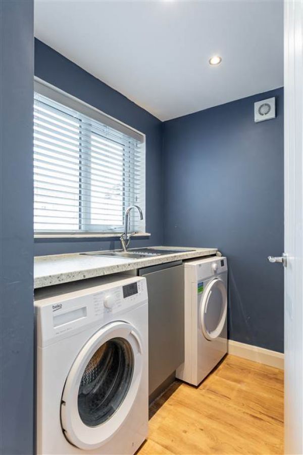 19 Old Court Manor 19 Old Court Manor