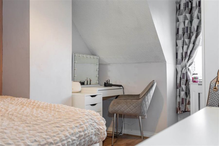 19 Old Court Manor 19 Old Court Manor