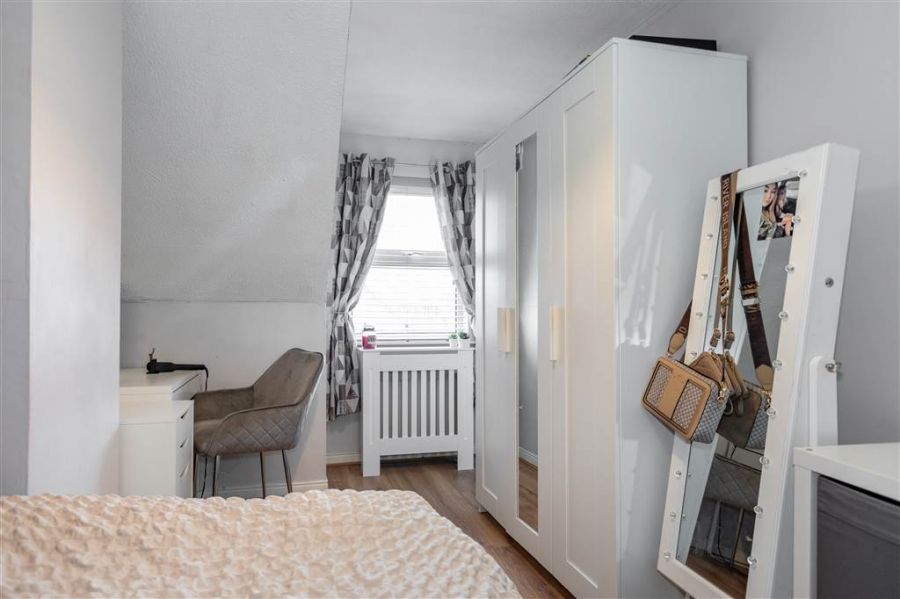 19 Old Court Manor 19 Old Court Manor