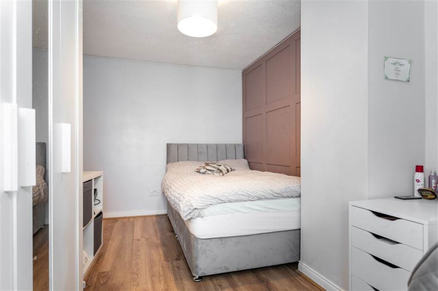 19 Old Court Manor 19 Old Court Manor