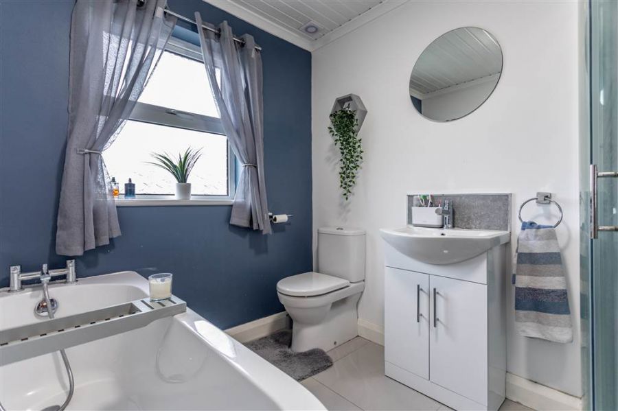 19 Old Court Manor 19 Old Court Manor