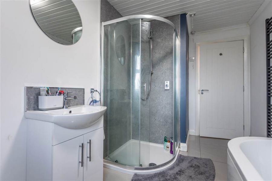 19 Old Court Manor 19 Old Court Manor