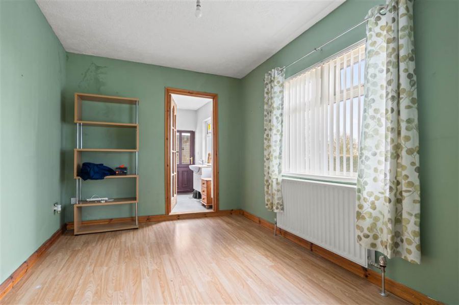 50 Ballyconnelly Road