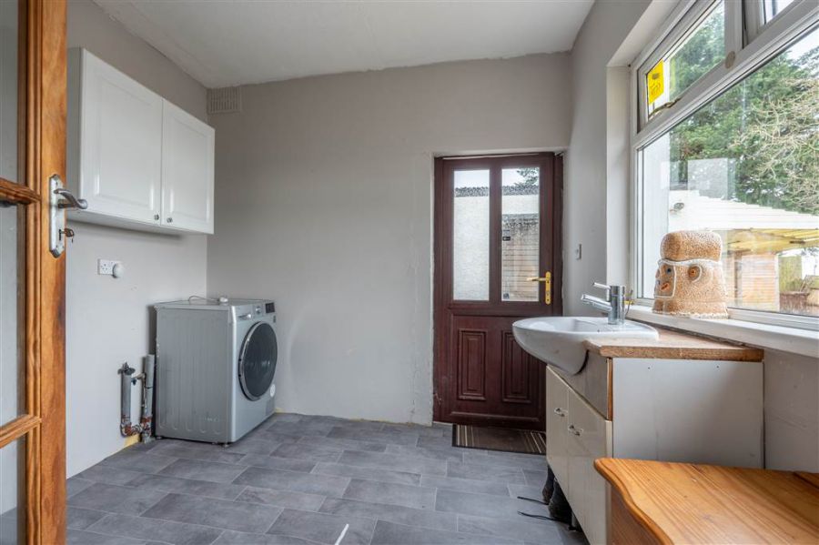 50 Ballyconnelly Road