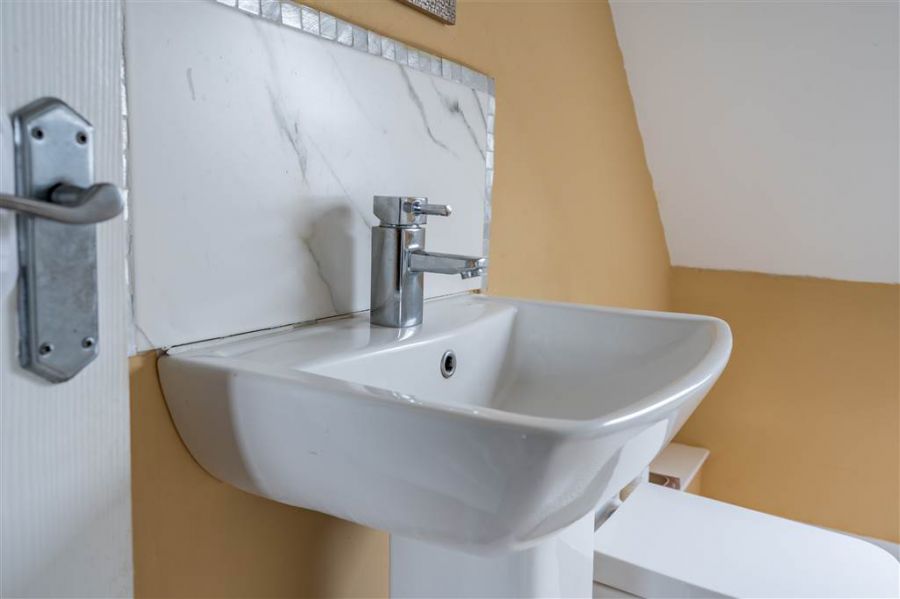 50 Ballyconnelly Road