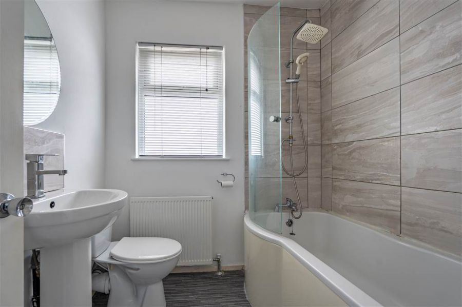 50 Ballyconnelly Road