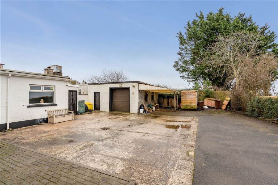 50 Ballyconnelly Road