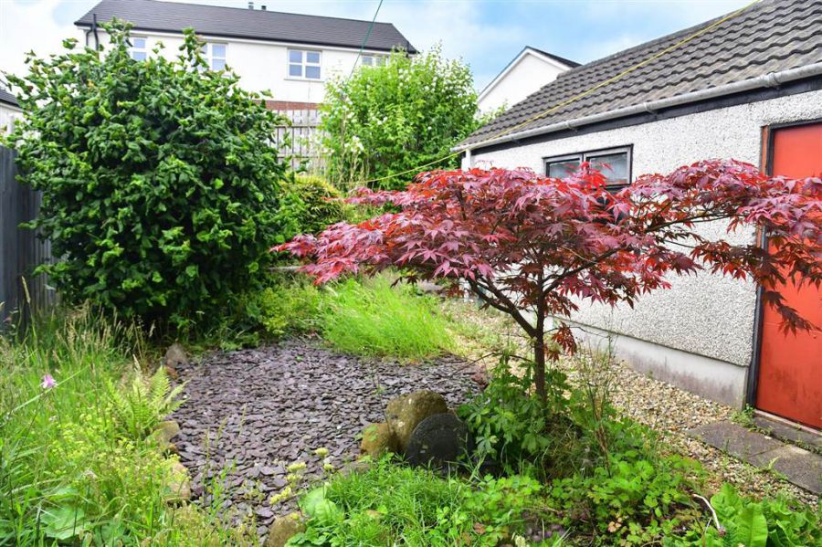 63 Fenaghy Park