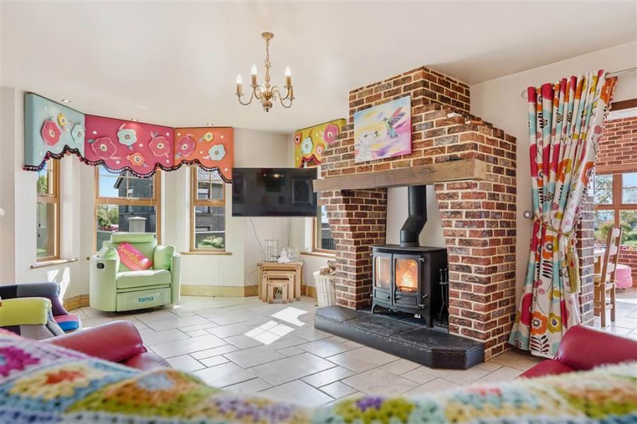 Sunshine House, 55 Maboy Road