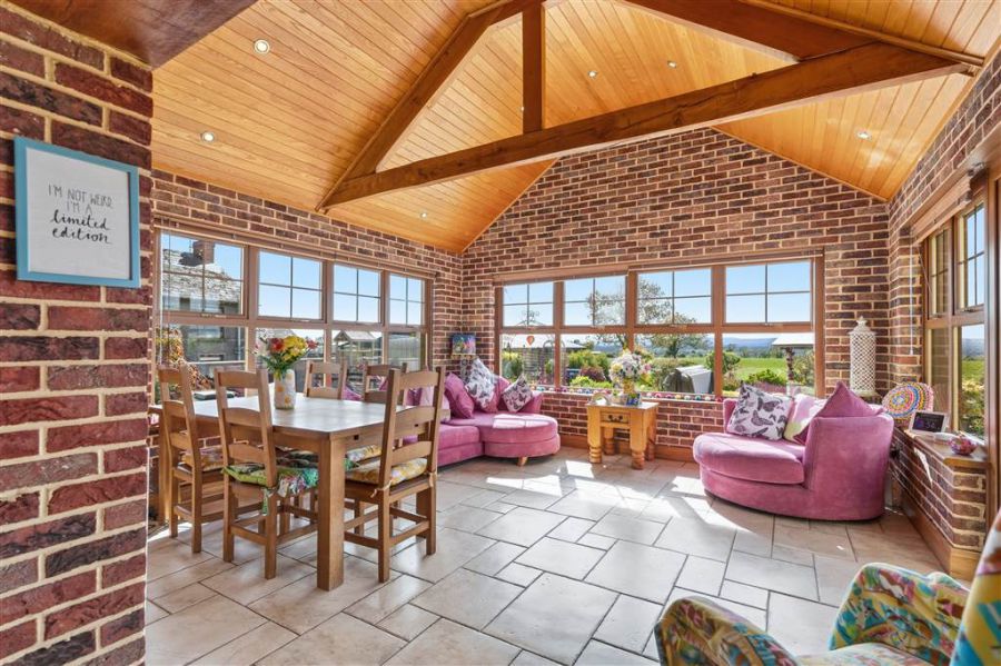 Sunshine House, 55 Maboy Road