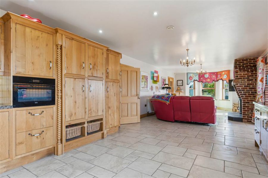 Sunshine House, 55 Maboy Road
