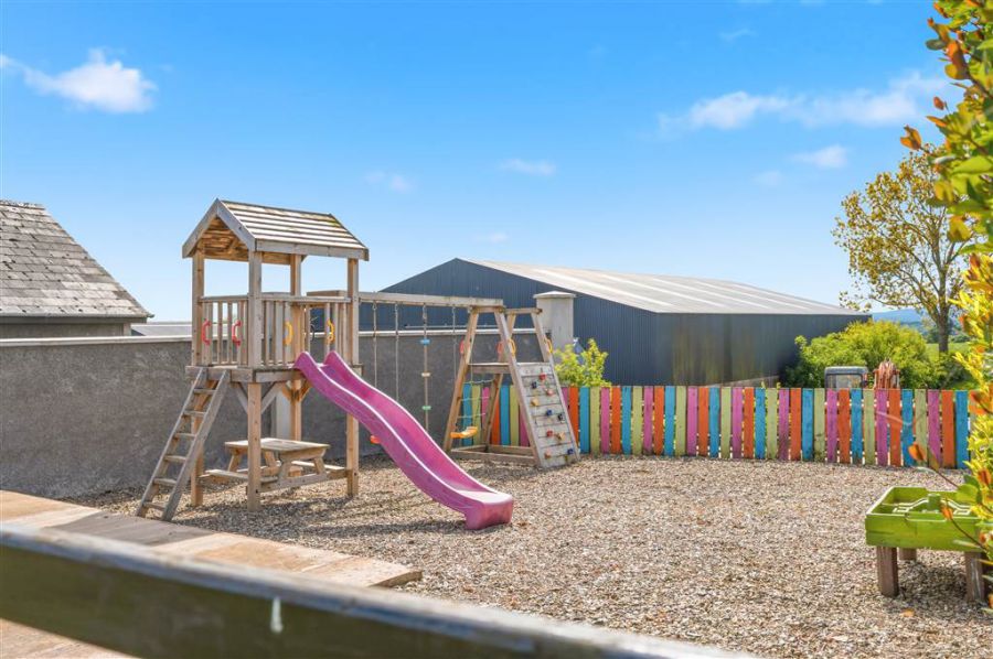 Sunshine House, 55 Maboy Road