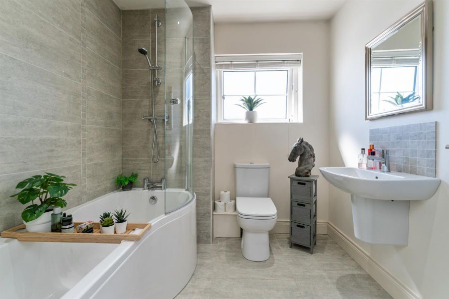 11 Blackwood Crescent