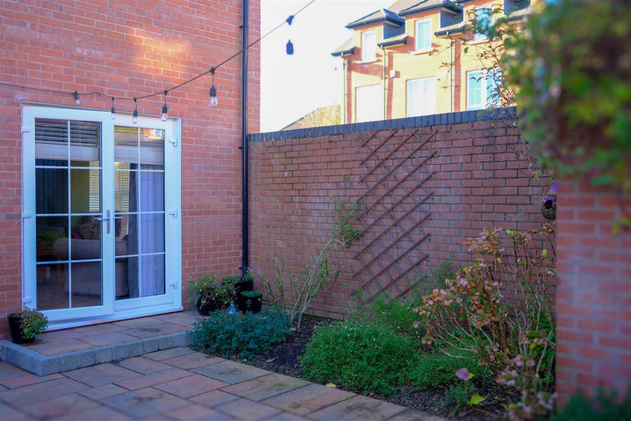 11 Blackwood Crescent