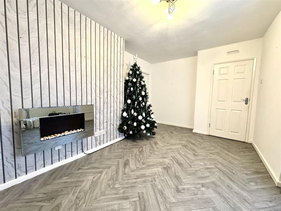 67 Ardmillan Crescent