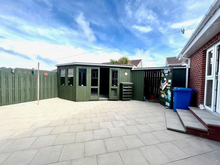 3 Audleys Close