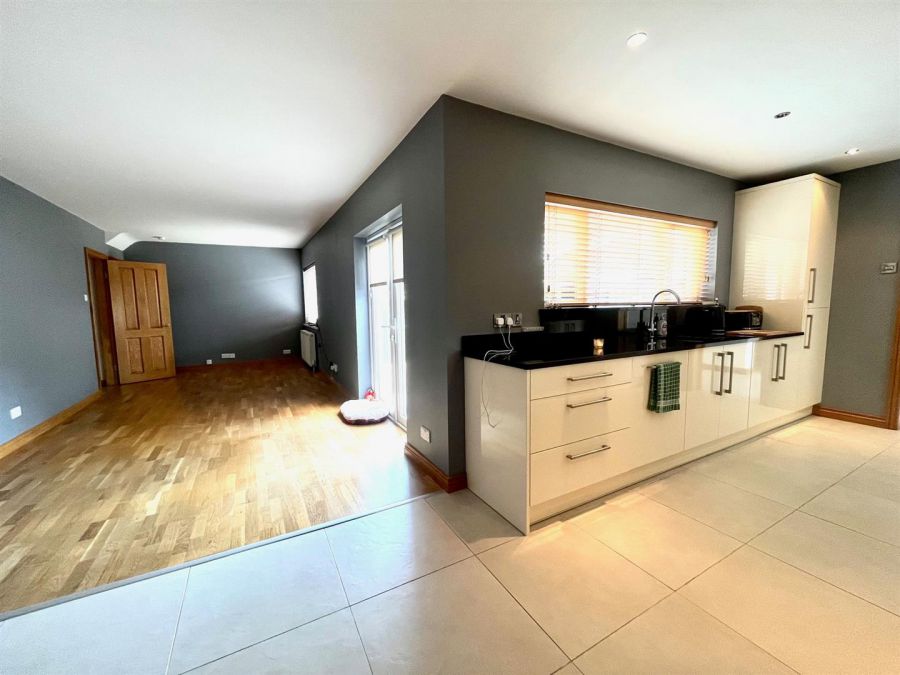 3 Audleys Close