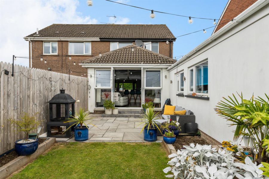 8 Hollymount Road