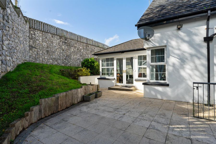 2 Mountpleasant Drive