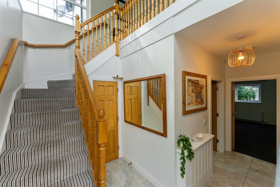 2 Mountpleasant Drive