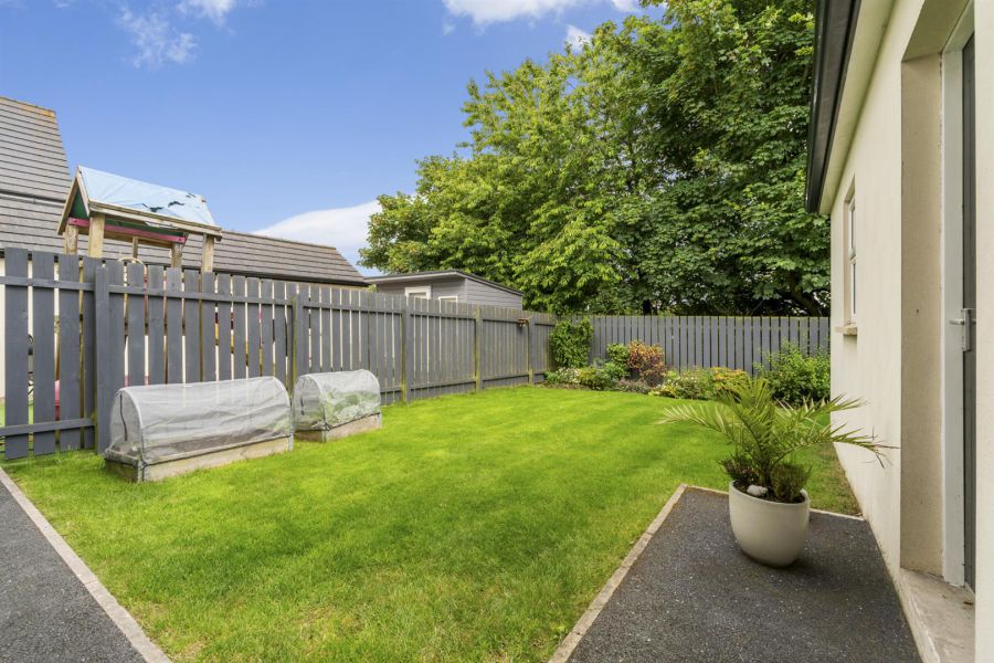 26 Tullynagardy Lane