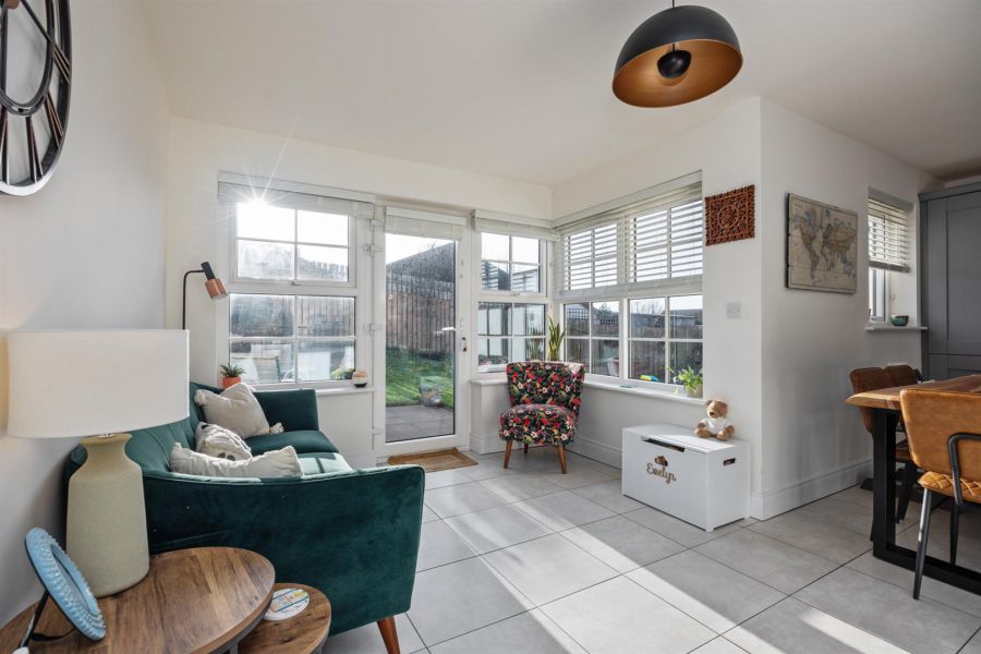 25 River Hill Lane
