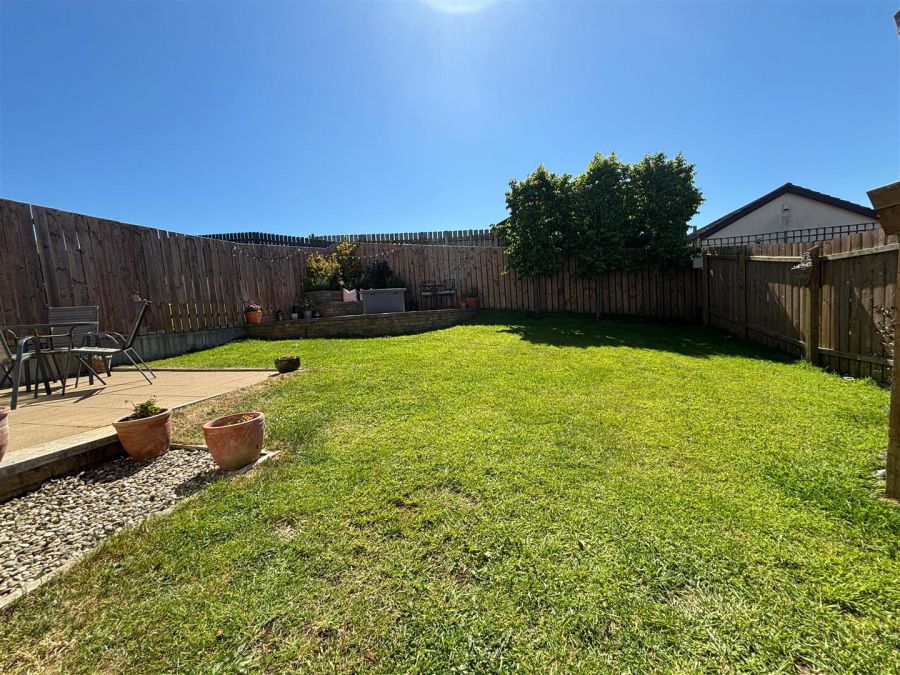 25 River Hill Lane