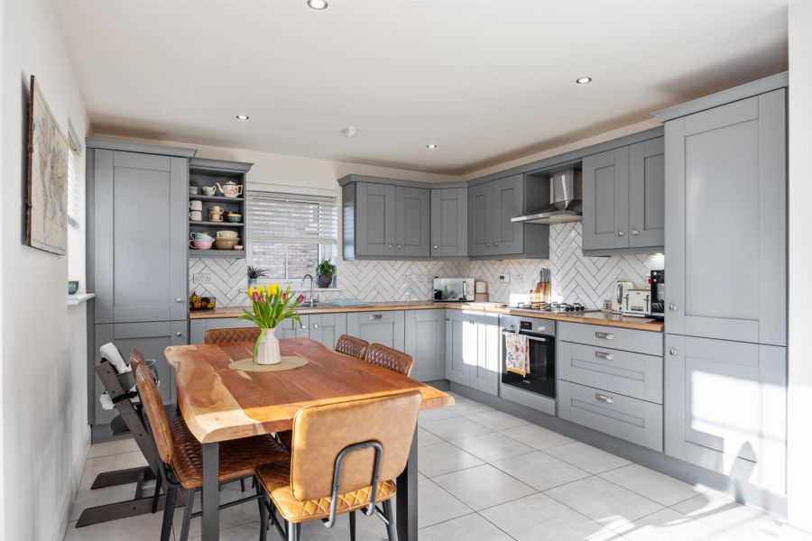 25 River Hill Lane