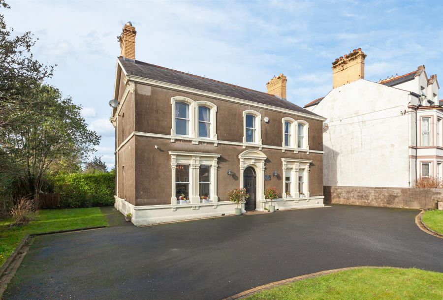 Rosemount House, 22 Victoria Avenue