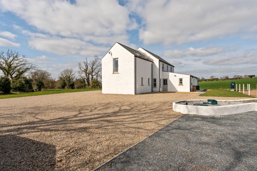 The Willows, 11c Cunningburn Road