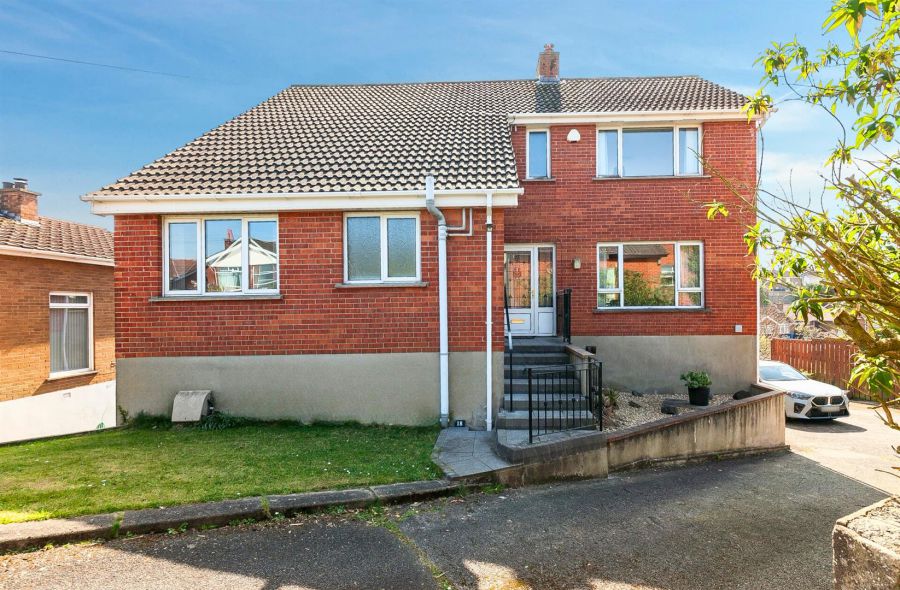 18 Londonderry Gardens, comber, newtownards, BT23 5EZ