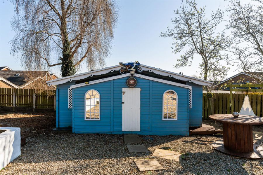 3 Islandhill Drive
