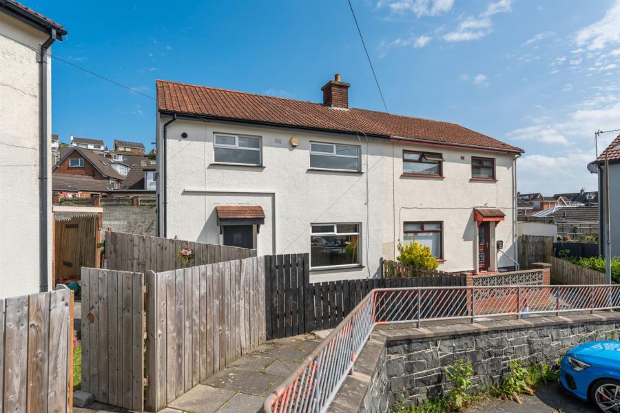 18 Slievemore Avenue