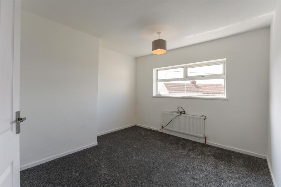 18 Slievemore Avenue