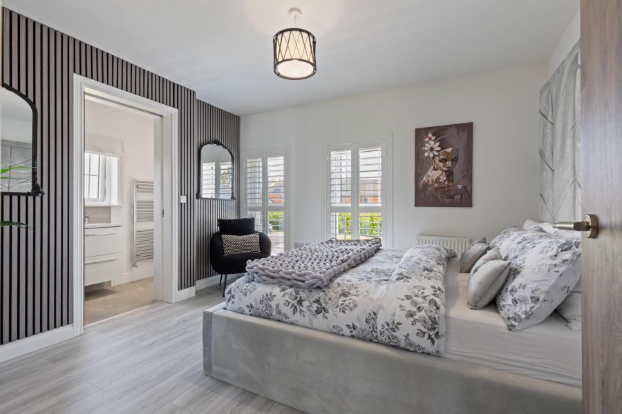 6 Brynmor Park