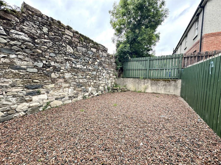 182 Upper Greenwell Street