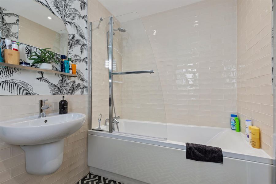 Apt 50 Lakeview Manor