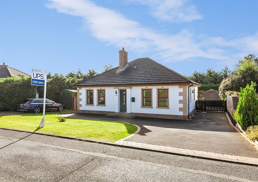 14 Falcon Avenue