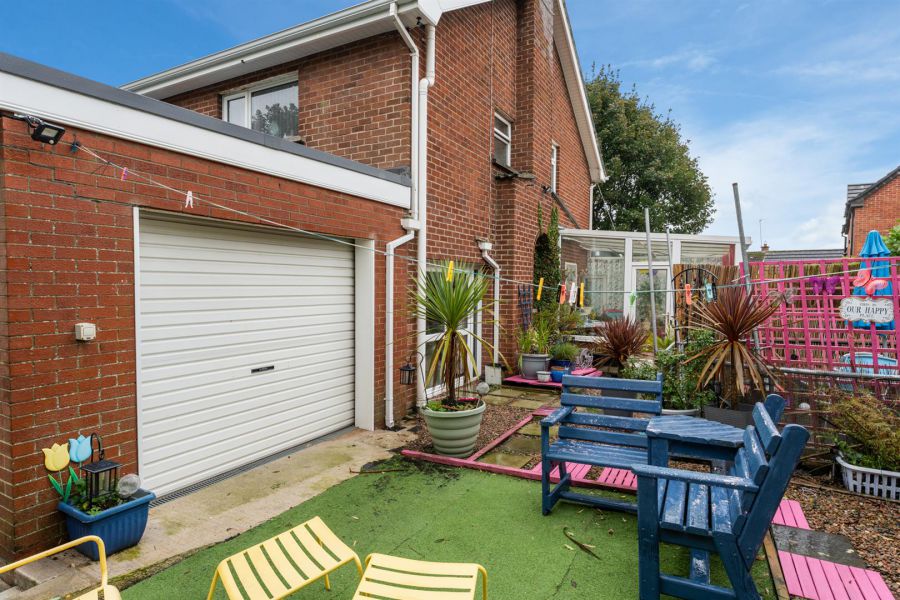 Towerview House, 89 Bangor Road