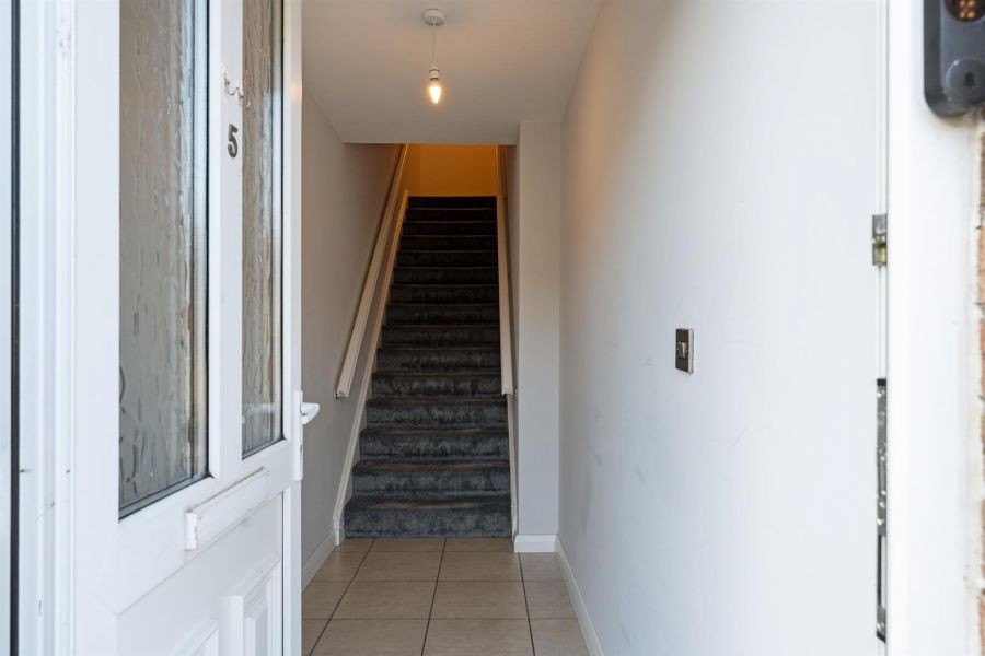 Apt 5 Glen Vale, 43 Glen Road