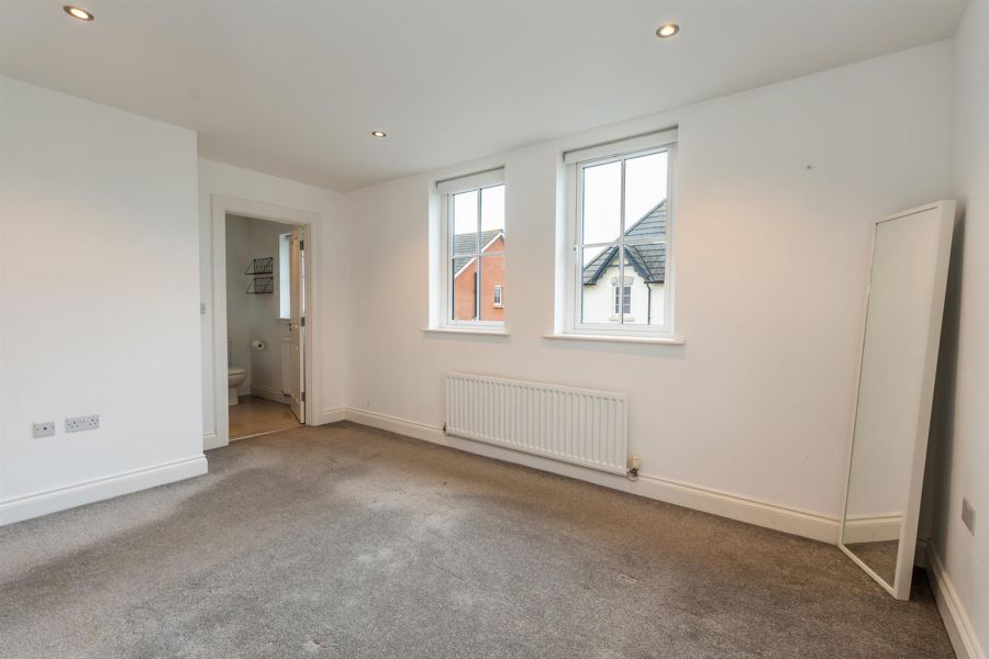 35 Tullynagardy Lane