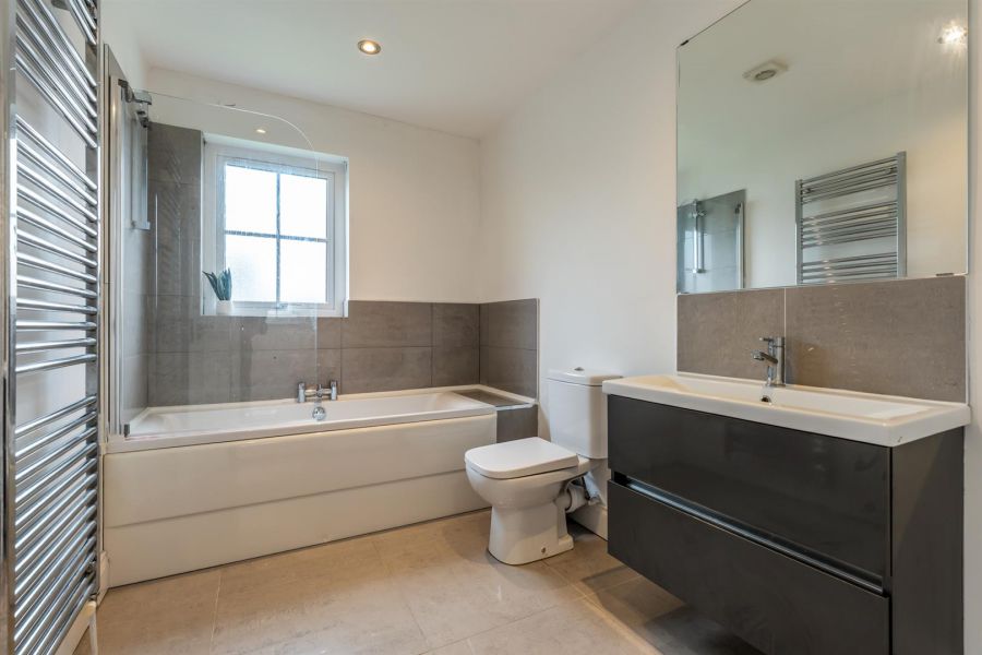 35 Tullynagardy Lane